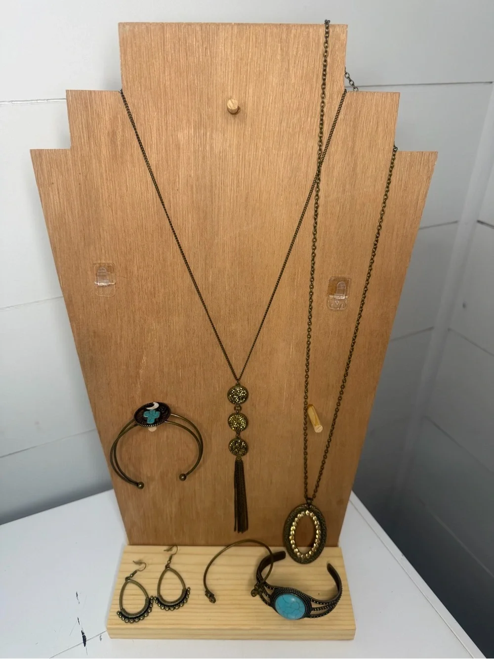 paparazzi Brass Tone Turquoise Accent Necklace and Bracelet Set Bundle